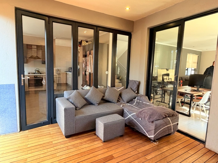 3 Bedroom Property for Sale in Queenswood Gauteng