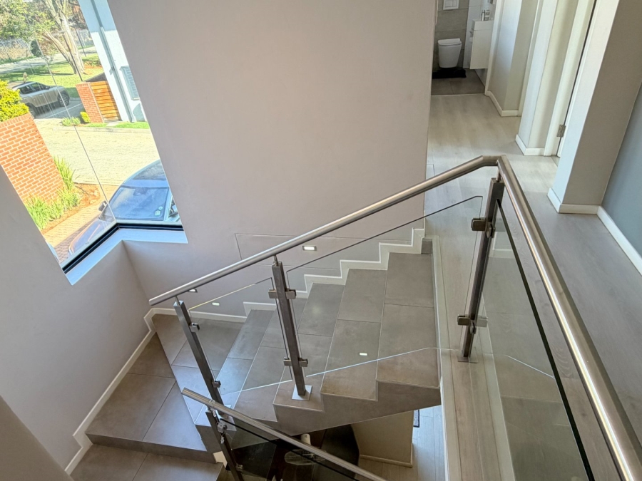 3 Bedroom Property for Sale in Queenswood Gauteng