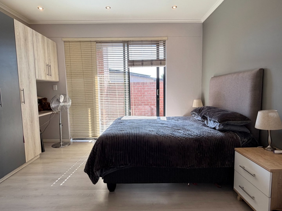 3 Bedroom Property for Sale in Queenswood Gauteng