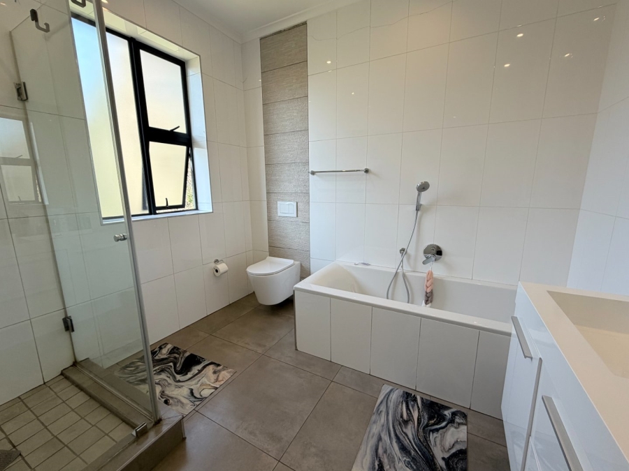 3 Bedroom Property for Sale in Queenswood Gauteng