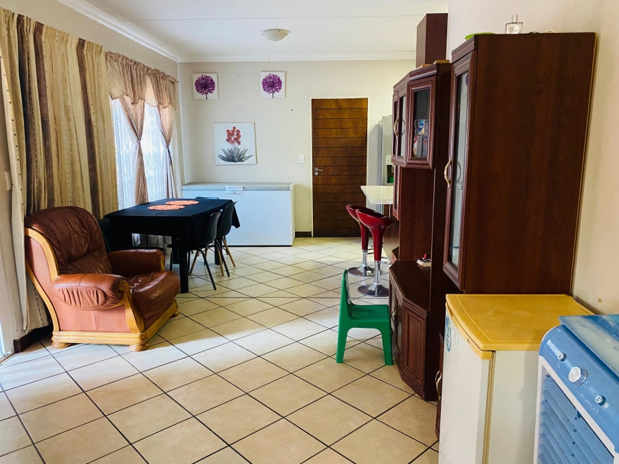 3 Bedroom Property for Sale in Willow Park Manor Gauteng