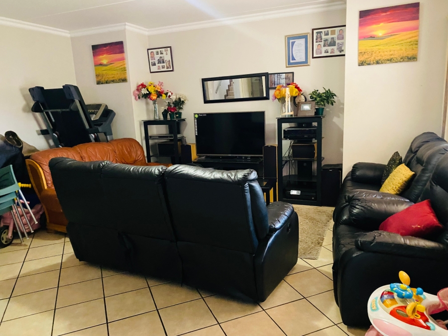 3 Bedroom Property for Sale in Willow Park Manor Gauteng