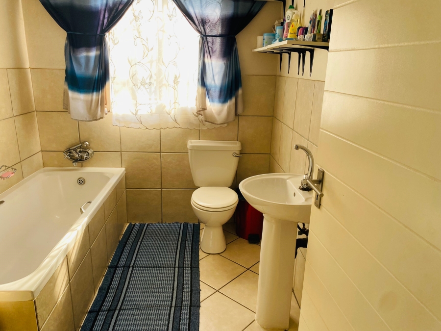 3 Bedroom Property for Sale in Willow Park Manor Gauteng
