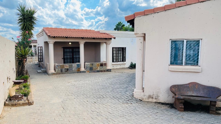 3 Bedroom Property for Sale in Soshanguve T Gauteng