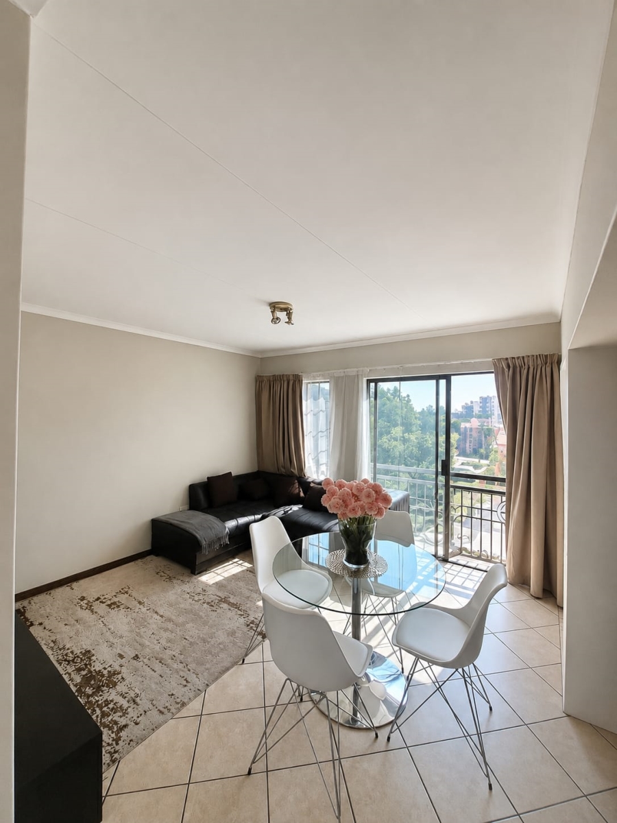 2 Bedroom Property for Sale in Erand Gardens Gauteng
