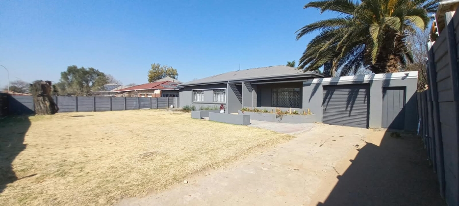 To Let 3 Bedroom Property for Rent in Northmead Gauteng