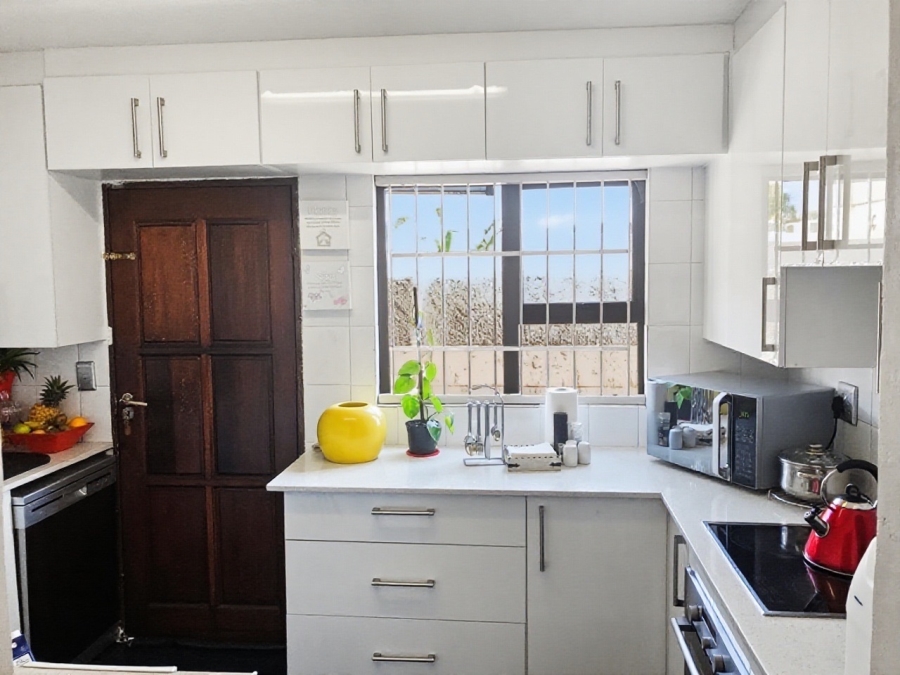 3 Bedroom Property for Sale in Morningside Gauteng