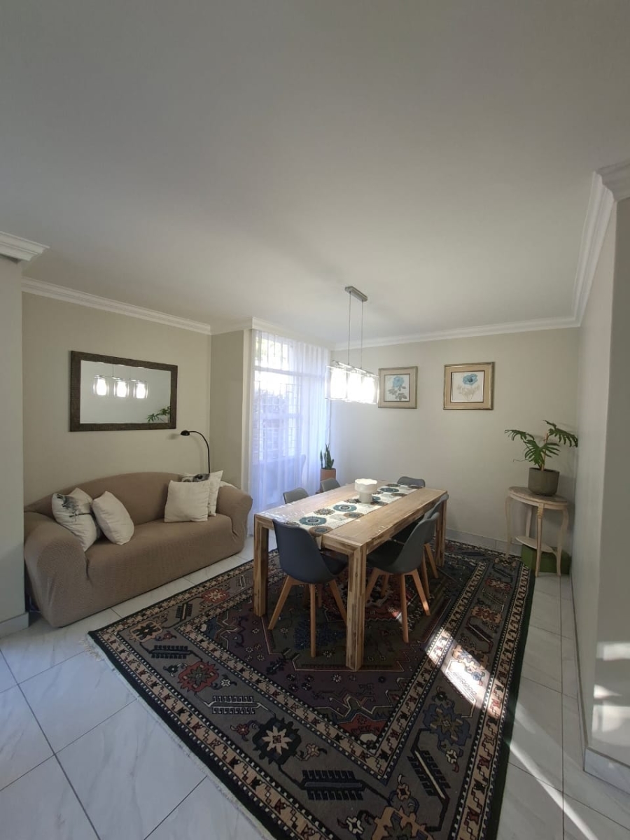 3 Bedroom Property for Sale in Robindale Gauteng