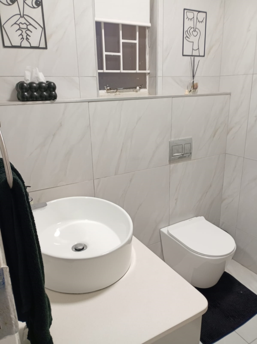 3 Bedroom Property for Sale in Robindale Gauteng