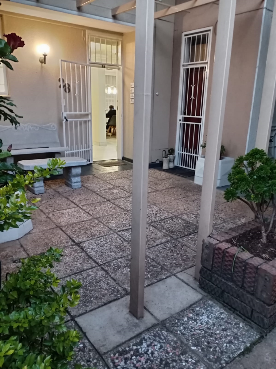 3 Bedroom Property for Sale in Robindale Gauteng