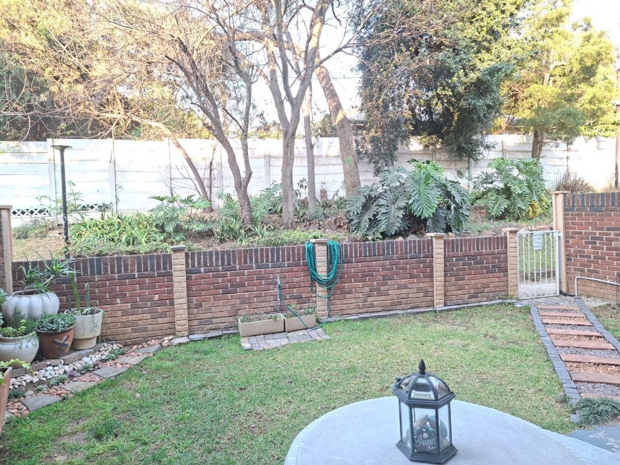 3 Bedroom Property for Sale in Robindale Gauteng
