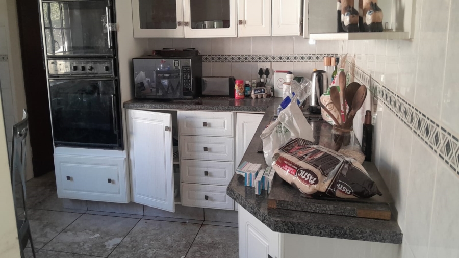 3 Bedroom Property for Sale in Three Rivers Gauteng