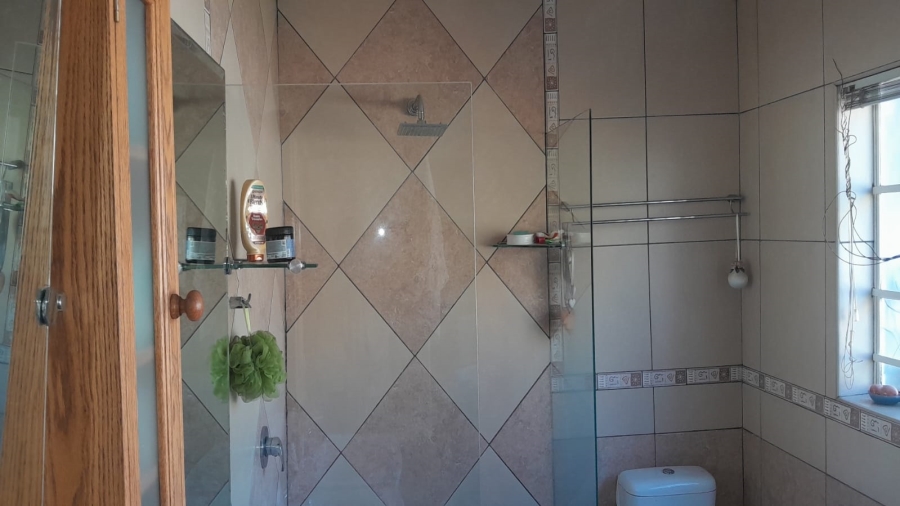 3 Bedroom Property for Sale in Three Rivers Gauteng