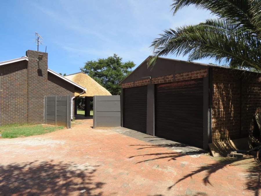 To Let 3 Bedroom Property for Rent in Impala Park Gauteng