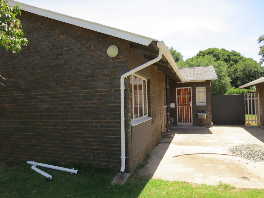 To Let 3 Bedroom Property for Rent in Impala Park Gauteng