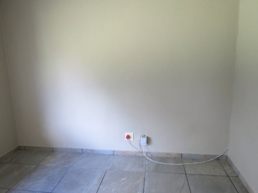 To Let 3 Bedroom Property for Rent in Impala Park Gauteng