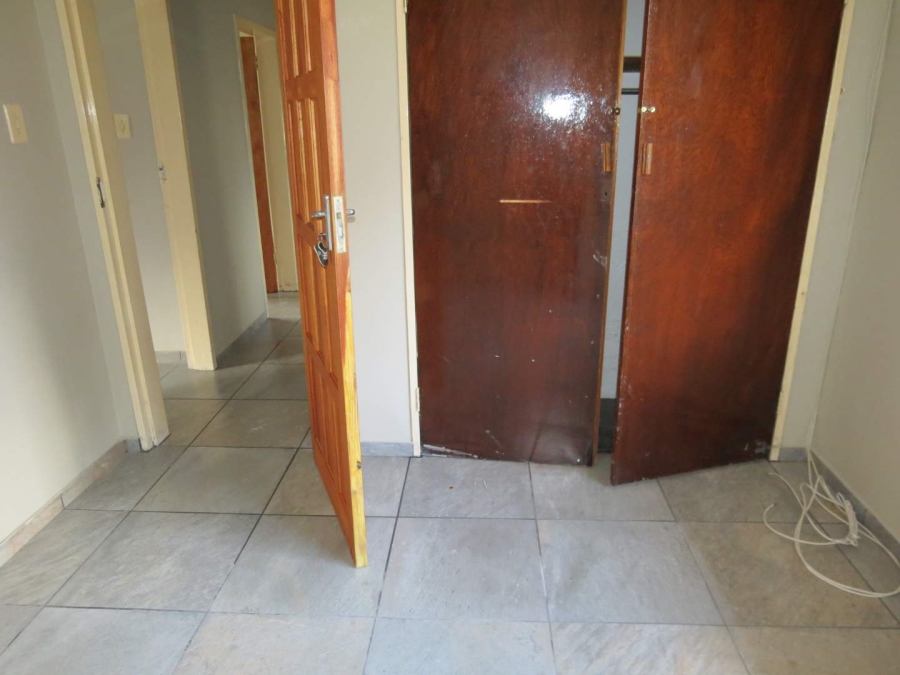 To Let 3 Bedroom Property for Rent in Impala Park Gauteng