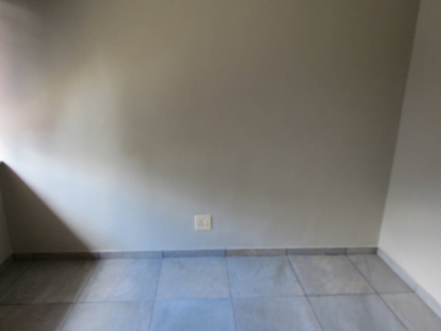 To Let 3 Bedroom Property for Rent in Impala Park Gauteng