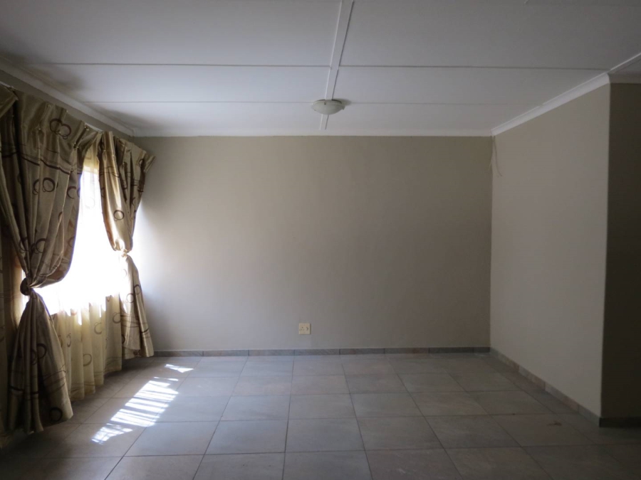 To Let 3 Bedroom Property for Rent in Impala Park Gauteng