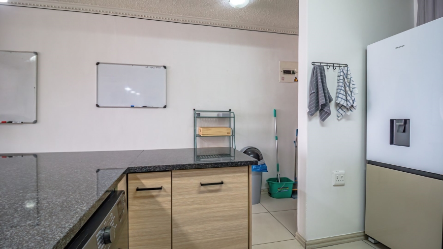 2 Bedroom Property for Sale in Bedford Gardens Gauteng