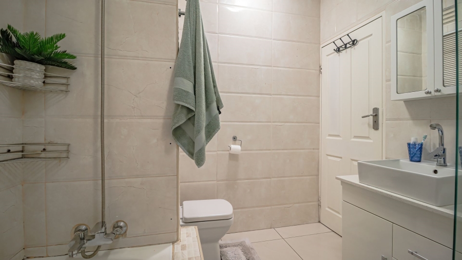 2 Bedroom Property for Sale in Bedford Gardens Gauteng
