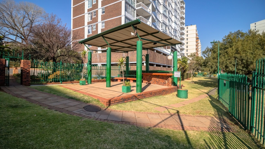 2 Bedroom Property for Sale in Bedford Gardens Gauteng