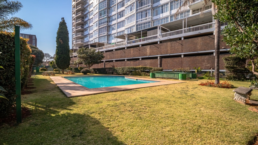 2 Bedroom Property for Sale in Bedford Gardens Gauteng