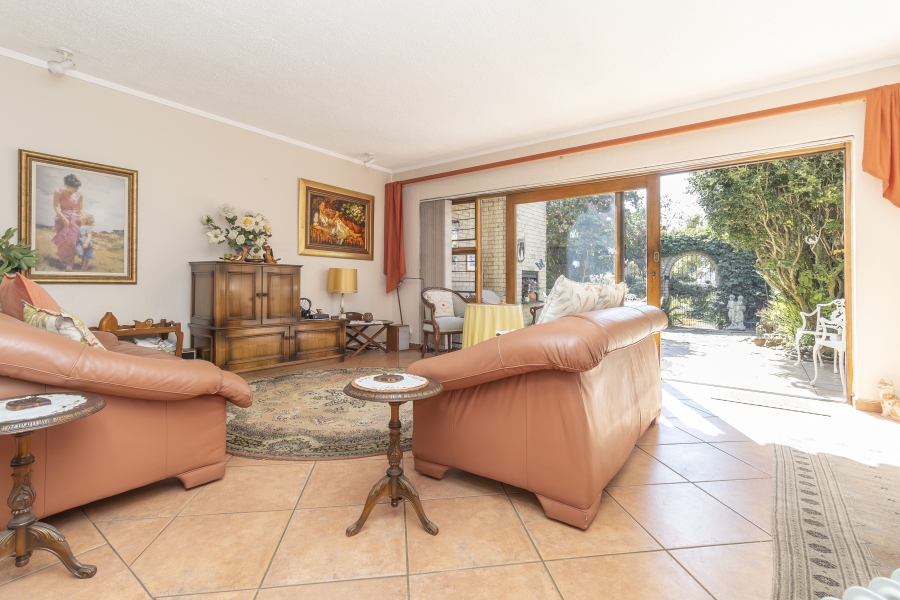 3 Bedroom Property for Sale in Bryanston Gauteng