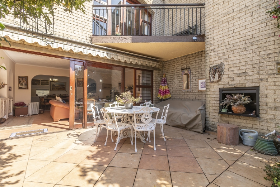 3 Bedroom Property for Sale in Bryanston Gauteng