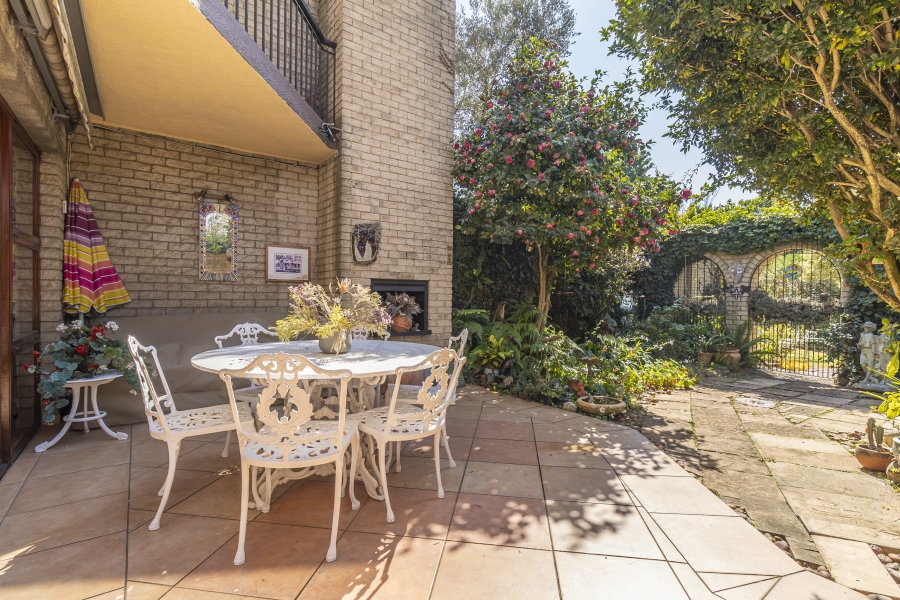 3 Bedroom Property for Sale in Bryanston Gauteng