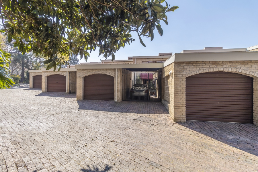 3 Bedroom Property for Sale in Bryanston Gauteng