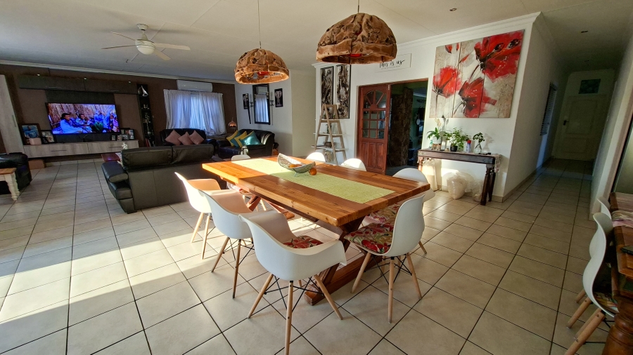 5 Bedroom Property for Sale in Summer Place Estate Gauteng