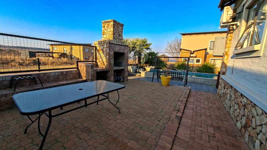 5 Bedroom Property for Sale in Summer Place Estate Gauteng