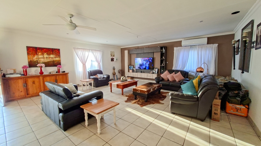 5 Bedroom Property for Sale in Summer Place Estate Gauteng