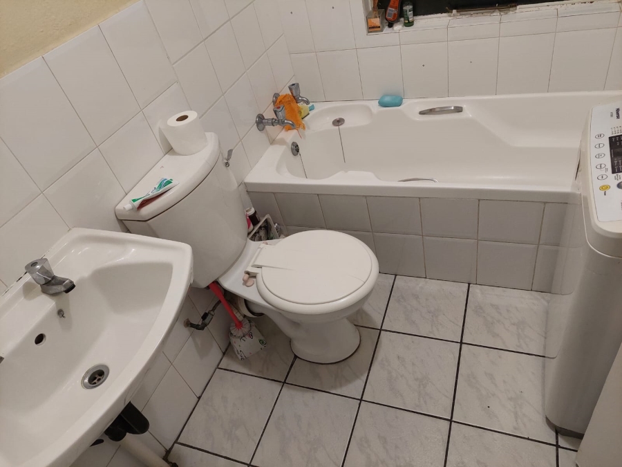 2 Bedroom Property for Sale in Norkem Park Gauteng