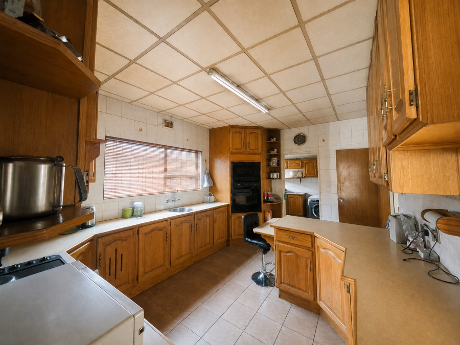 5 Bedroom Property for Sale in Actonville Gauteng