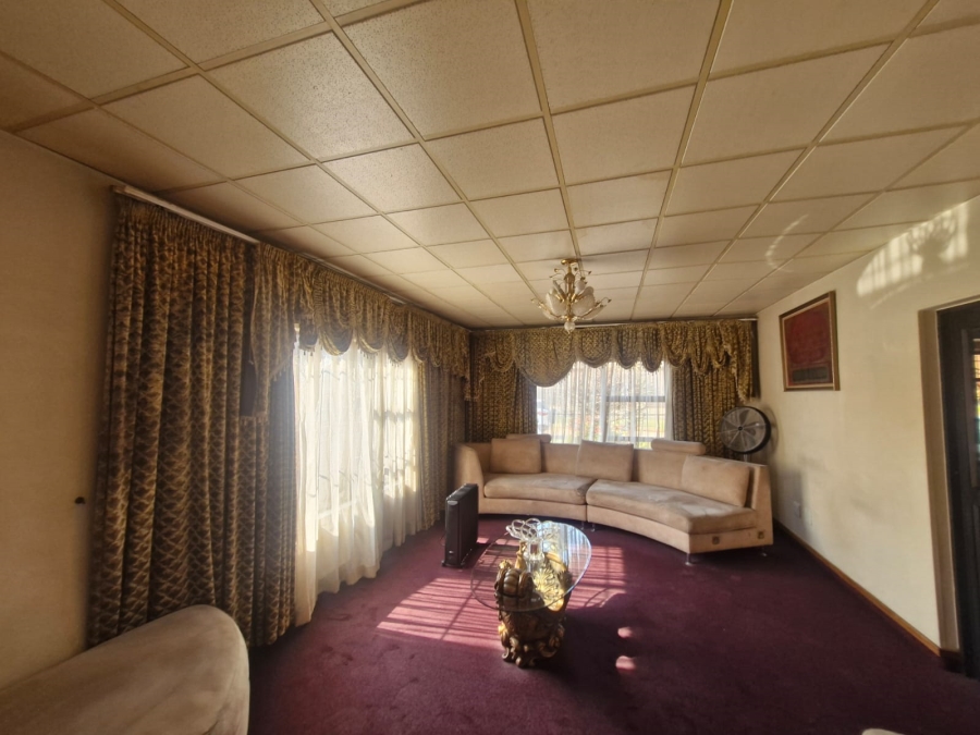 5 Bedroom Property for Sale in Actonville Gauteng