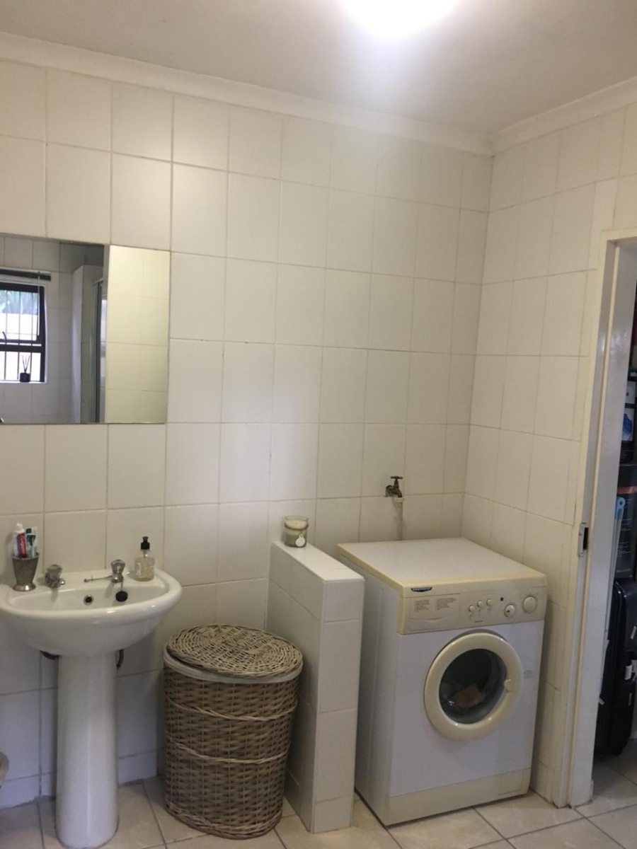 To Let 1 Bedroom Property for Rent in Sydenham Gauteng