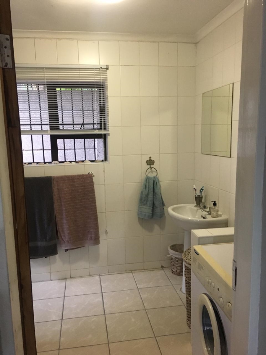 To Let 1 Bedroom Property for Rent in Sydenham Gauteng