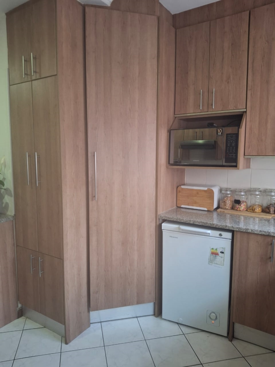 To Let 2 Bedroom Property for Rent in Hurlyvale Gauteng