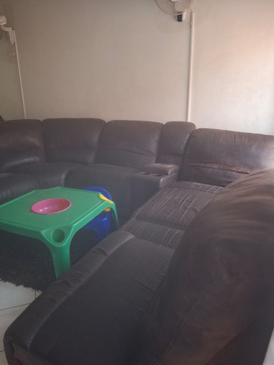 To Let 2 Bedroom Property for Rent in Hurlyvale Gauteng