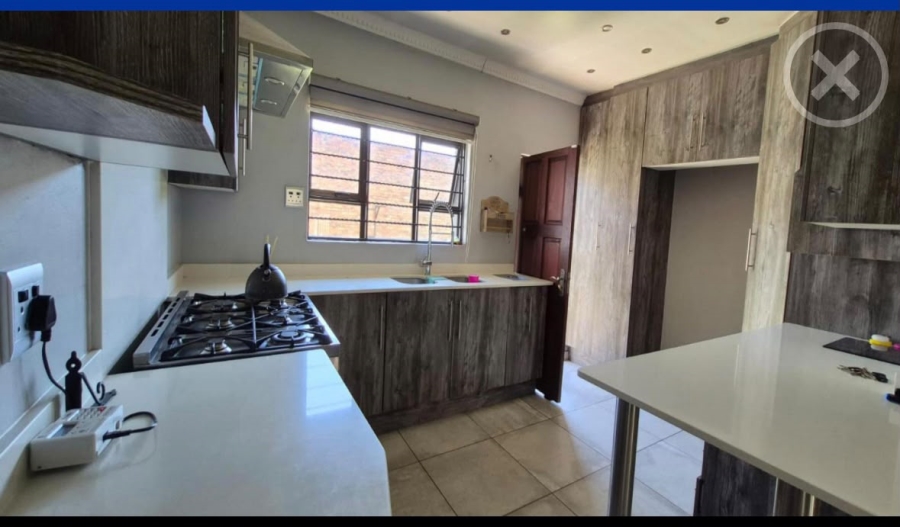 3 Bedroom Property for Sale in Comet Gauteng