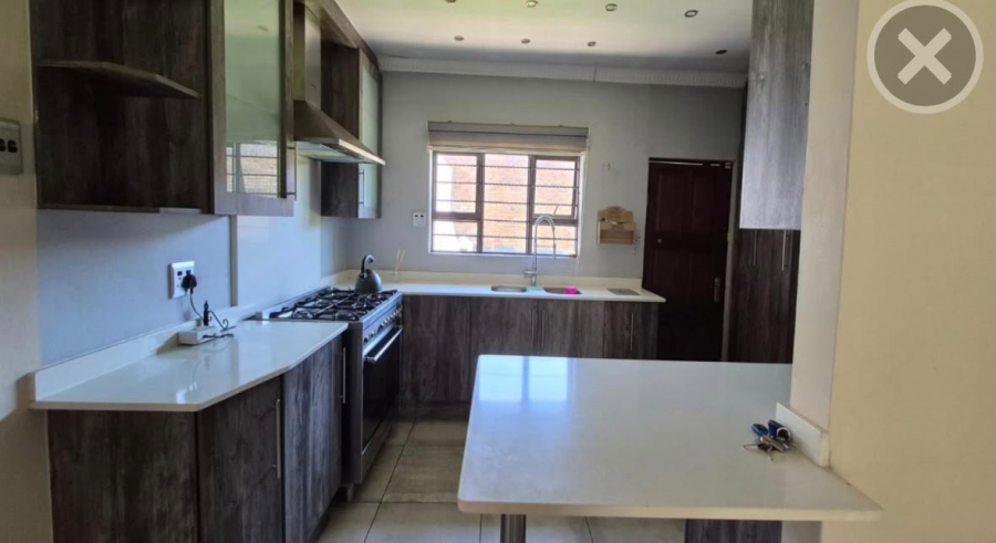 3 Bedroom Property for Sale in Comet Gauteng