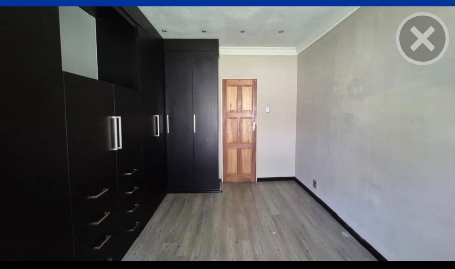 3 Bedroom Property for Sale in Comet Gauteng