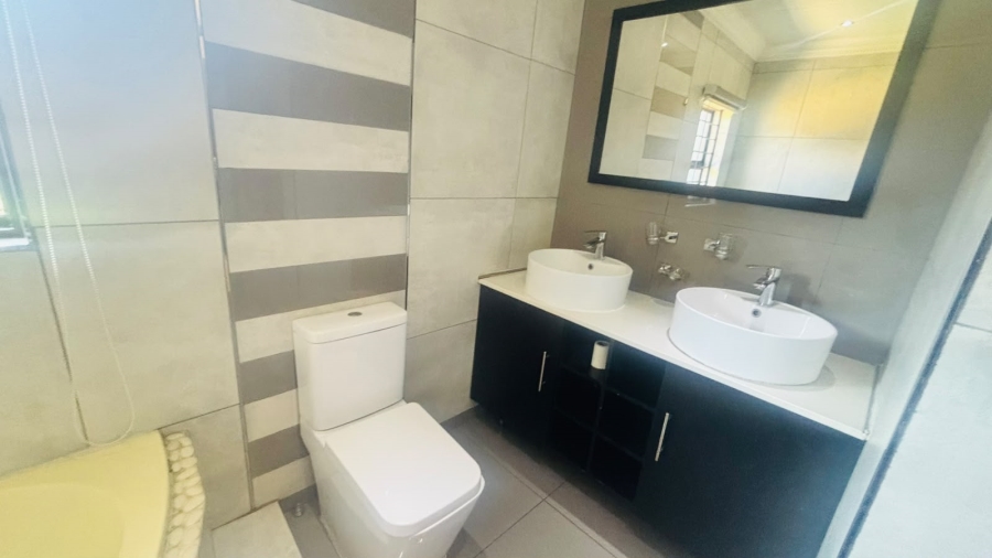 3 Bedroom Property for Sale in Comet Gauteng