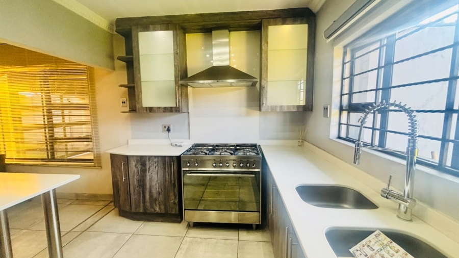 3 Bedroom Property for Sale in Comet Gauteng