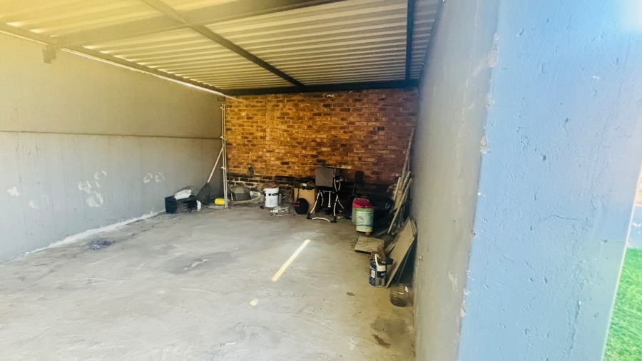 3 Bedroom Property for Sale in Comet Gauteng