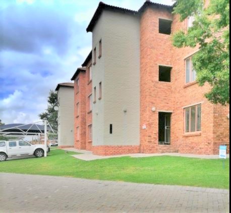 2 Bedroom Property for Sale in Birchleigh Gauteng