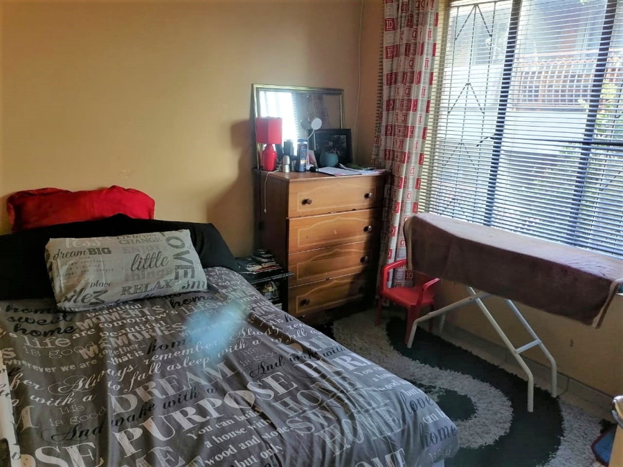 2 Bedroom Property for Sale in Birchleigh Gauteng