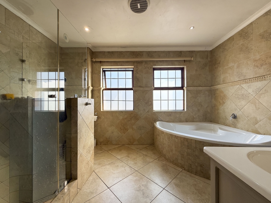 4 Bedroom Property for Sale in Rynfield Gauteng